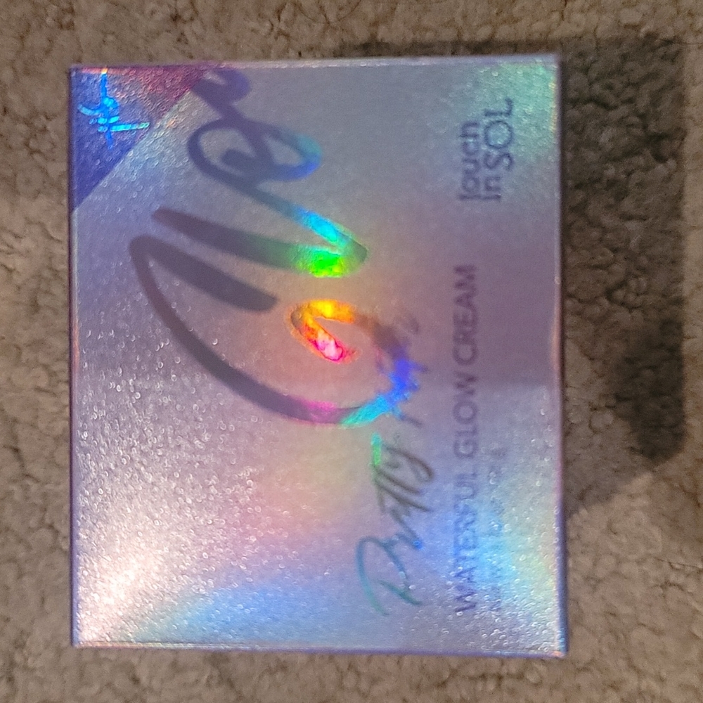 NWT Touch in Sol Pretty Filter Waterful Glow Cream